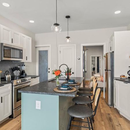 Passyunk Square Spacious 1 Bedroom Oasis- Huge Deck Филадельфия Экстерьер фото